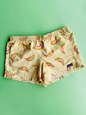 Girls Sz XXL Patagonia Yellow Cantaloupe Melons 4” Baggies Water Short EUC